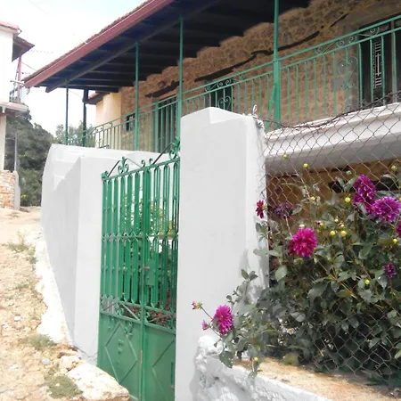 Sto Dimeiko * Krioneri (Corinthia)